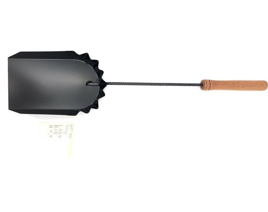 Zwarte metalen asseepschep met houten handvat en een notitielabel.