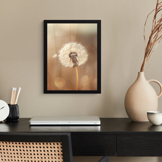 Poster in lijst - Fotolijst 30x40 cm - Posters - Paardenbloem - Beige - Natuur - Bloem - Posterlijst zwart - Decoratie - Wanddecoratie woonkamer - Muurdecoratie slaapkamer