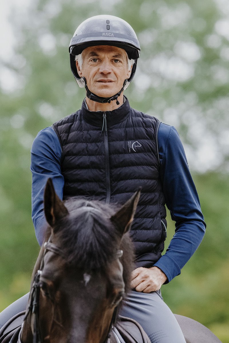 Equi-Theme Verwarmde bodywarmer Charlie Zwart - L