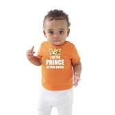 I am the prince in this house met kroon t-shirt oranje baby/peuter voor jongens - Koningsdag / Kingsday - kinder shirtjes / feest t-shirts 0-3 mnd