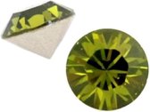 Swarovski ss39 (8.2 mm) Olivine, 5 st