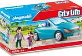 Playmobil City Life Papa avec enfant et voiture cabriolet