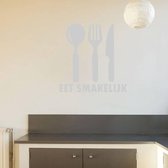 Muursticker Eet Smakelijk Met Bestek -  Lichtgrijs -  120 x 111 cm  -  keuken  nederlandse teksten  alle - Muursticker4Sale