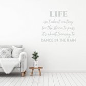 Muursticker Dance In The Rain -  Lichtgrijs -  50 x 44 cm  -  alle muurstickers  woonkamer  slaapkamer  engelse teksten - Muursticker4Sale