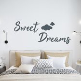 Muursticker Sweet Dreams Met Wolkjes - Donkergrijs - 120 x 47 cm - engelse teksten slaapkamer