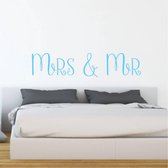 Muursticker Mrs & Mr -  Lichtblauw -  160 x 35 cm  -  slaapkamer  engelse teksten  alle - Muursticker4Sale