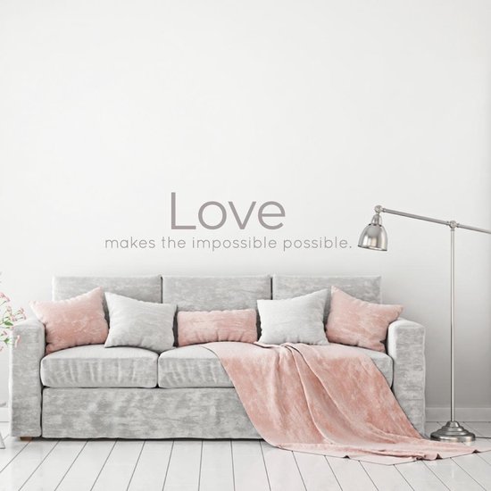 Muursticker Love Makes The Impossible Possible - Zilver - 120 x 29 cm - alle muurstickers woonkamer slaapkamer