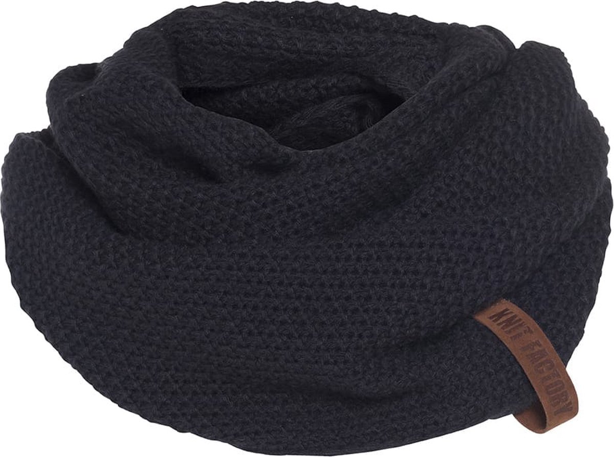 Knit Factory Coco Gebreide Colsjaal - Ronde Sjaal - Nekwarmer - Wollen Sjaal - Donkerblauwe Colsjaal - Dames sjaal - Heren sjaal - Unisex - Navy - One Size
