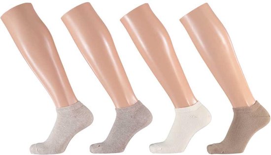 Vier paar sneakersokken in verschillende lichte kleuren: lichtgrijs, grijs, crème en beige.