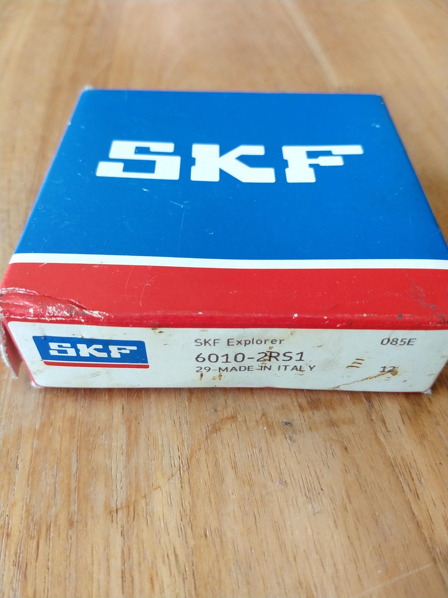 SKF 6010-2RS1 Inwendige diam.: 50 mm Uitwendige diam.: 80 mm Breedte: 16 mm