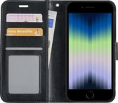 Hoes voor iPhone SE 2022 Hoes Bookcase Zwart - Flipcase Zwart - Hoes voor iPhone SE 2022 Book Cover - Hoes voor iPhone SE 2022 Hoesje Zwart