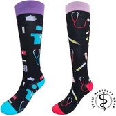 Jouw medische shop - 2 paar compressiekousen - Stethoscoop - Zorgheld - Maat 36-41 -Compressiesokken - sokken - medische sokken - medsocks- steunkousen - chaussettes de compression