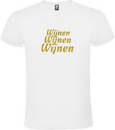 Wit  T shirt met  print van "Wijnen Wijnen Wijnen " print Goud size XXXXL