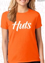HUTS damesshirt - Oranje met wit - Maat XS - Korte mouwen - Ronde hals - Regular Fit - Grappige teksten - Leuke shirts - Humor - Quotes - Kwoots - Cadeau - Koningsdag - Wij houden