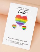 Oorbellen regenboog hart Pride op cadeaukaartje
