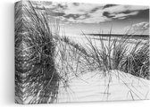 Artaza Canvas Schilderij Strand en Zee vanuit de Duinen - Zwart Wit - 30x20 - Klein - Foto Op Canvas - Canvas Print