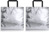 4x stuks draagtassen/schoudertassen in opvallende metallic zilveren kleur 45 x 44 x cm