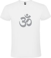 Wit  T shirt met  print van  "het mooie spirituele Ohm teken" " print Zilver size XL