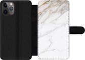 Bookcase Geschikt voor iPhone 11 Pro Max telefoonhoesje - Marmer print - Steen - Wit - Goud - Marmer printlook - Steen - Luxe - Met vakjes - Wallet case met magneetsluiting
