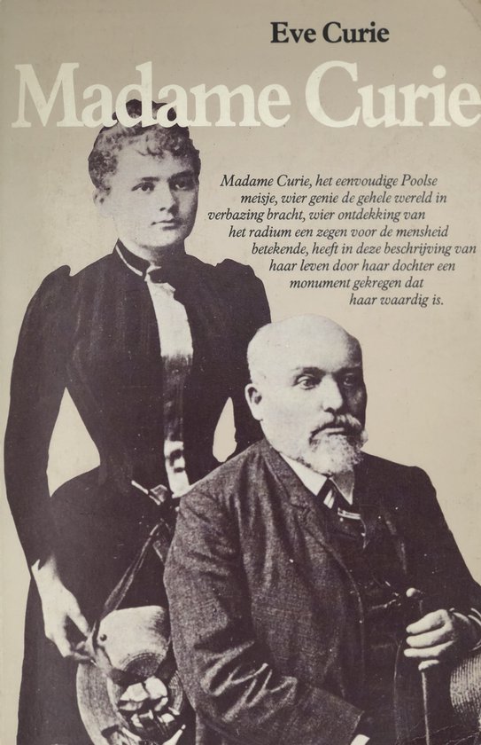 Portret van een jonge Madame Curie in jurk met hoge kraag, naast een man met baard in pak.