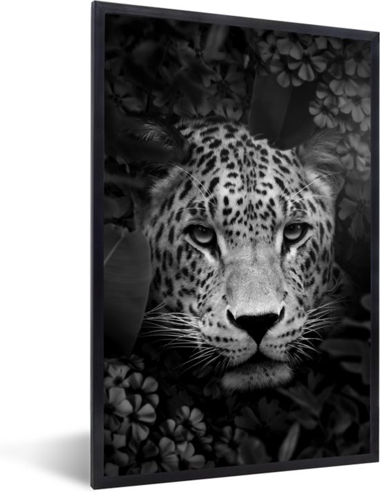 Fotolijst incl. Poster Zwart Wit- Panter tussen de bloemen in de jungle - zwart wit - 40x60 cm - Posterlijst