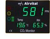 Airvital CO2 Monitor met groen display. Toont 581 ppm CO2, 19.6°C en 65.3% luchtvochtigheid.