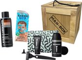 Man-Box Scheerset Mannen Cadeaubox - Cadeautje Voor Mannen - Moderne Scheerset - Cadeaudoos - Houten Box Met Breekijzer