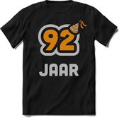 92 Jaar Feest kado T-Shirt Heren / Dames - Perfect Verjaardag Cadeau Shirt - Goud / Zilver - Maat XL