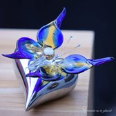 Urn- Hart met vlinder en hand geblazen mini urn (wordt verwerkt met crematie-as) van glas -Handgemaakte mini urn met crematie- as vast geblazen in glas- verwerkt op vlinder van glas- Urn-Gedenken-Herinneren-Herdenkingsbeeld-Symbolische herdenking