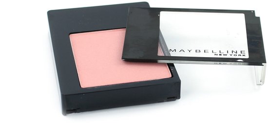 Roze blush met een open klapspiegel en 'MAYBELLINE NEW YORK' logo.