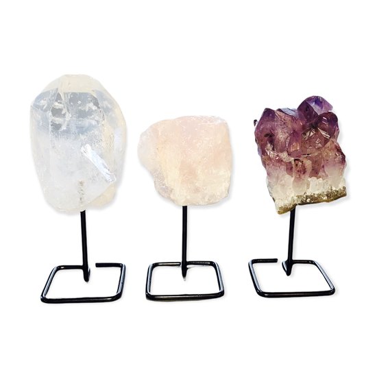 Driehoek doré sur pied - Pierre précieuse - Améthyste, cristal de roche et quartz rose - Brut