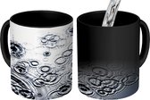 Magische Mok - Foto op Warmte Mok - Druppeltjes vormen cirkels in het water - 350 ML - Uitdeelcadeautjes
