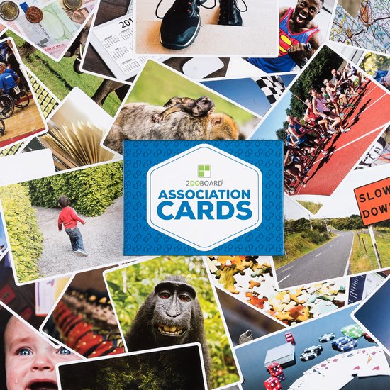 Coachkaarten groot formaat 21 x 15 cm voor workshops en training – Coachingskaarten - Associatiekaarten – Inspiratiekaarten - Fotokaarten voor kinderen, jongeren en volwassenen - 45 kaarten in stevig doosje