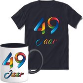 49 Jaar Vrolijke Verjaadag T-shirt met mok giftset Zwart | Verjaardag cadeau pakket set | Grappig feest shirt Heren – Dames – Unisex kleding | Koffie en thee mok | Maat L