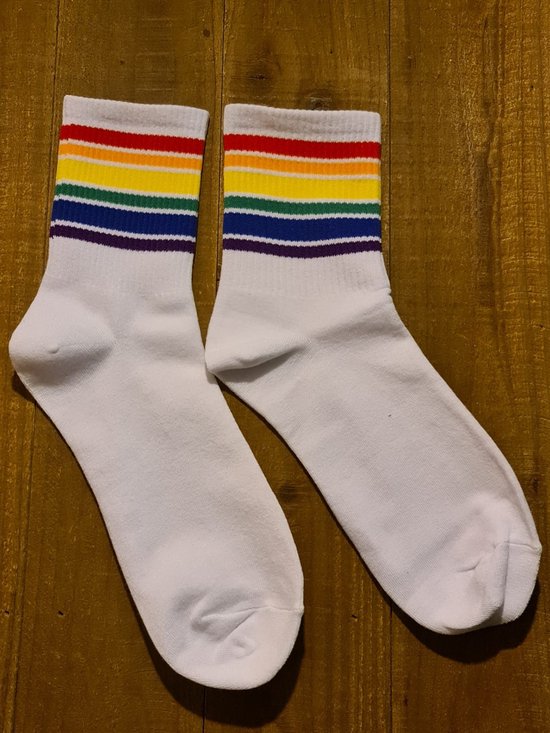 LGBTQ - Sokken regenboog, maat 36 - 42, wit (LGBTQIA+, pride, love, LHBTI+, LHBTIQA+, gay, trans, bi, lesbo, homo)