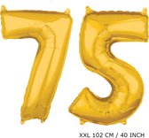 Mega grote XXL gouden folie ballon cijfer 75 jaar. Leeftijd verjaardag 75 jaar. 102 cm 40 inch. Met rietje om ballonnen mee op te blazen.