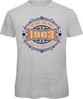 1963 The One And Only | Feest Kado T-Shirt Heren - Dames | Donker Blauw - Goud | Perfect Verjaardag Cadeau Shirt | Grappige Spreuken - Zinnen - Teksten | Maat S