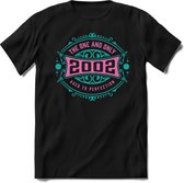 2002 The One And Only | Feest Kado T-Shirt Heren - Dames | Cobalt - Licht Roze | Perfect Verjaardag Cadeau Shirt | Grappige Spreuken - Zinnen - Teksten | Maat M