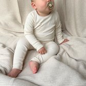 BAKIMO Baby & Kids Loungewear - Biologisch Bamboe Katoen - Ribstof set broek en trui - Ecru / Off White / Gebroken Wit / Creme - 98/104