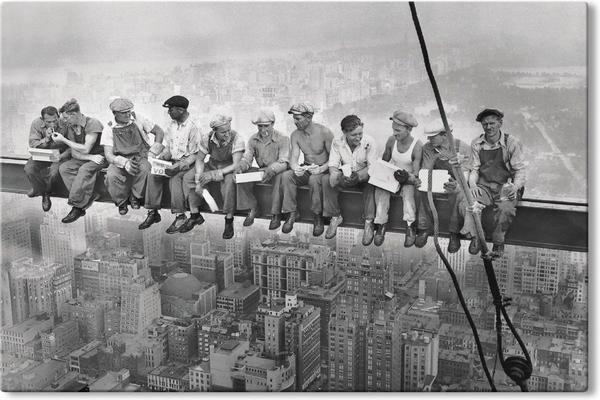 Canvas Schilderij Lunch atop a Skyscraper - 150x100 cm