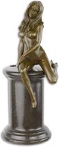 Bronzen beeld - Zittende naakte dame - Erotisch sculptuur - 29,2 cm hoog