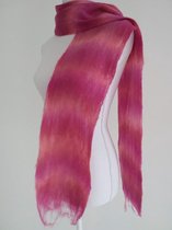 Handgemaakte, gevilte sjaal van 100% merinowol - 3 tinten roze - 210 x 18 cm. Stijl open gevilt.