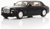 The 1:43 Diecast Modelcar of the Rolls Royce Phantom Sedam of 2009 in Diamond Black. The manufacturer of the scalemodel is Truescale Miniatures.This model is only available online