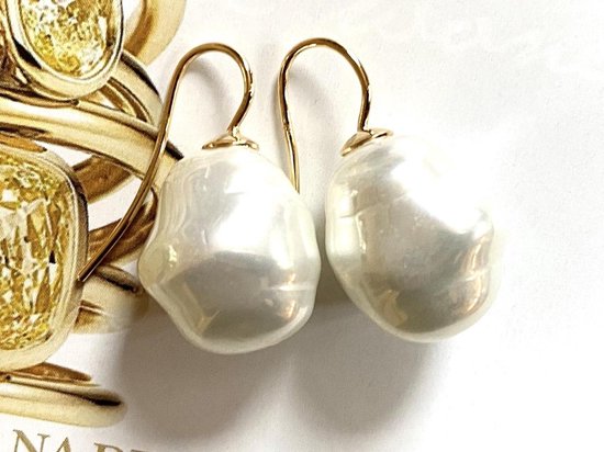 Boucles d'oreilles perles baroques blanc crème / or