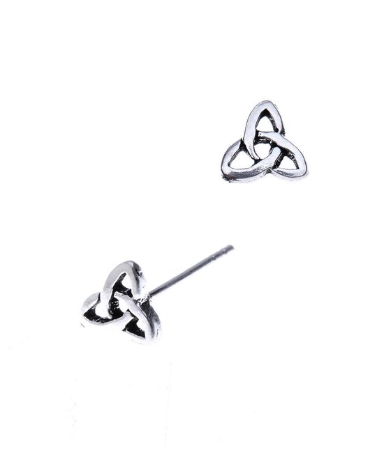 Oorbellen dames | Oorstekers | Zilveren oorstekers, middeleeuws symbool, triquetra | WeLoveSilver