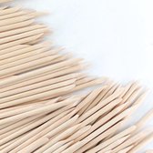 IRSA Cuticle pusher / wood sticks - woodsticks - manicure - bokkepoot-pedicure - nagels- houtstokjes - nagelriemen - nagelverzorging - bokkenpoot - 25 Stuks