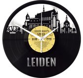 Klok skyline van Leiden gemaakt van een echte langspeelplaat - Met geschenkverpakking - Vinyl