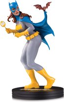 DC Comics: Cover Girls - Batgirl Statue by Frank Cho