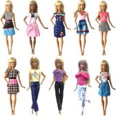Barbie kleding set: 10x outfit voor barbiepop - Mix van jurkjes, broeken & shirts