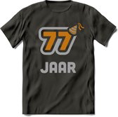 77 Jaar Feest T-Shirt | Goud - Zilver | Grappig Verjaardag Cadeau Shirt | Dames - Heren - Unisex | Tshirt Kleding Kado | - Donker Grijs - XXL
